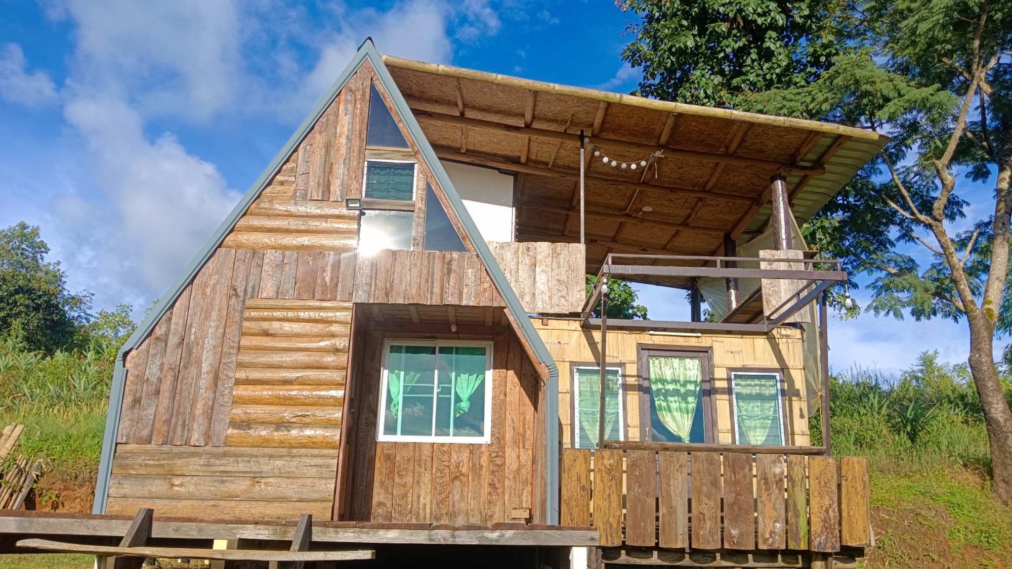 ไร่นิธิสุนทร Nithisoonthon Farmstay Mae Hong Son Exteriér fotografie
