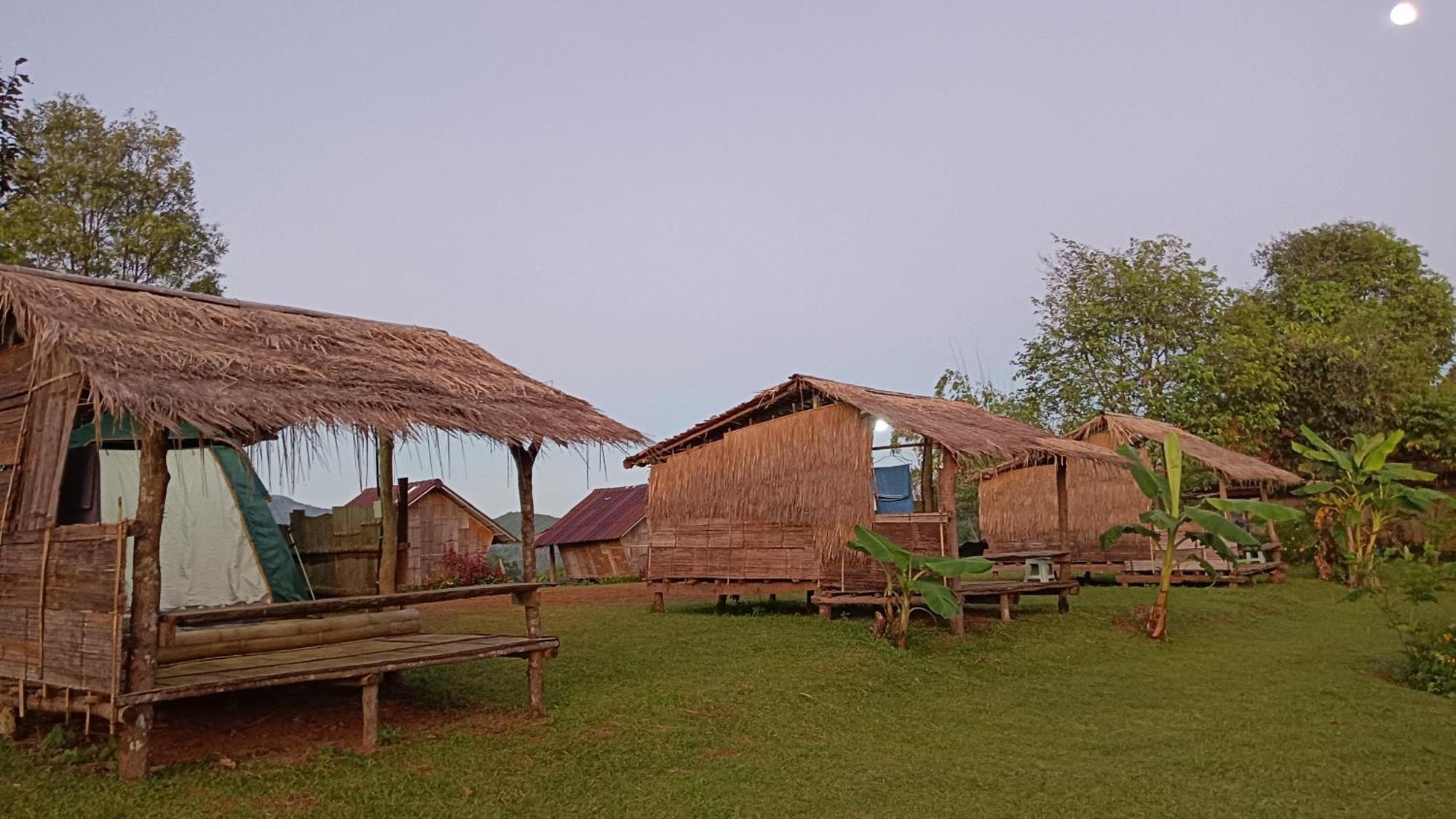 ไร่นิธิสุนทร Nithisoonthon Farmstay Mae Hong Son Exteriér fotografie