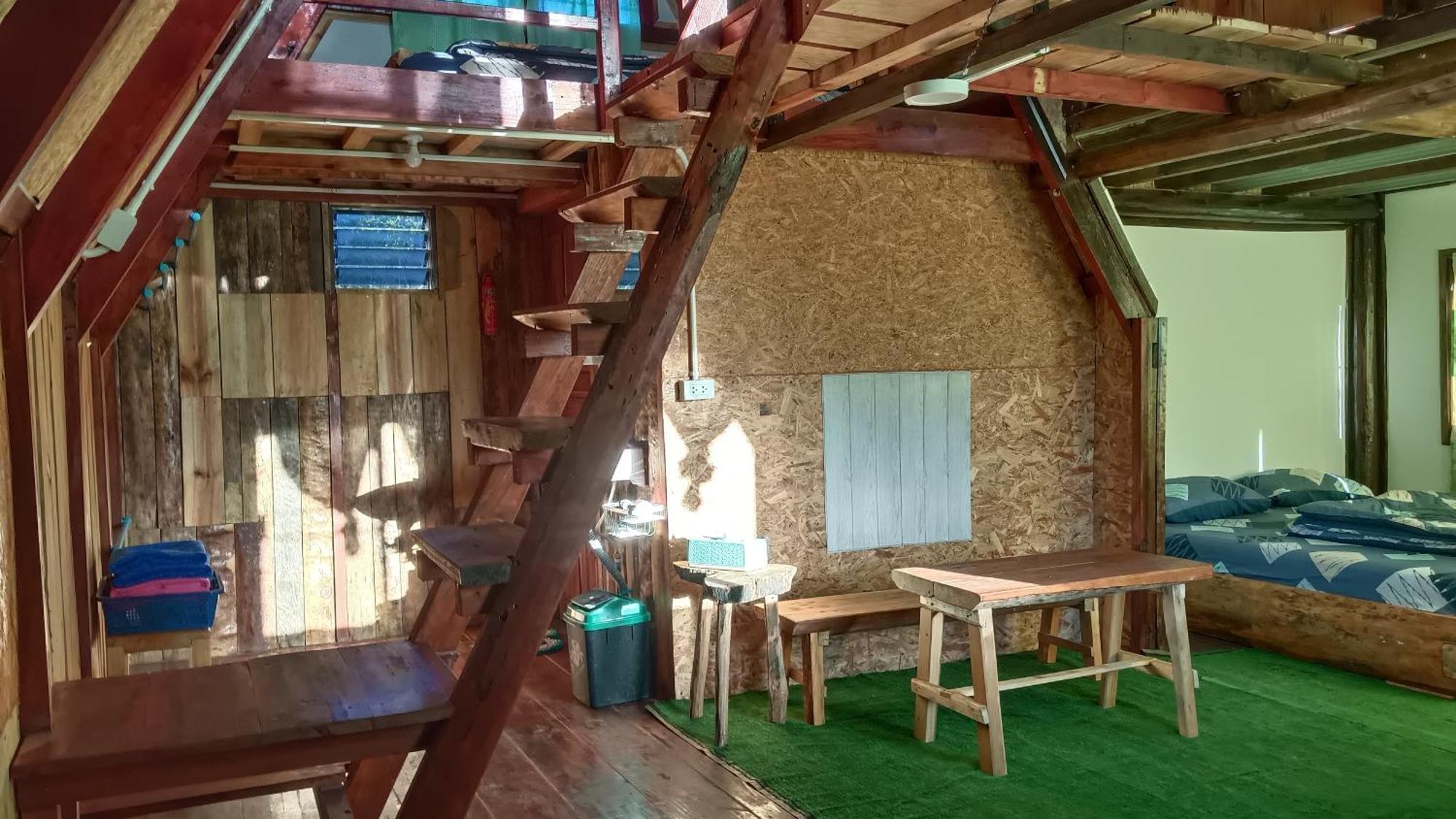 ไร่นิธิสุนทร Nithisoonthon Farmstay Mae Hong Son Exteriér fotografie