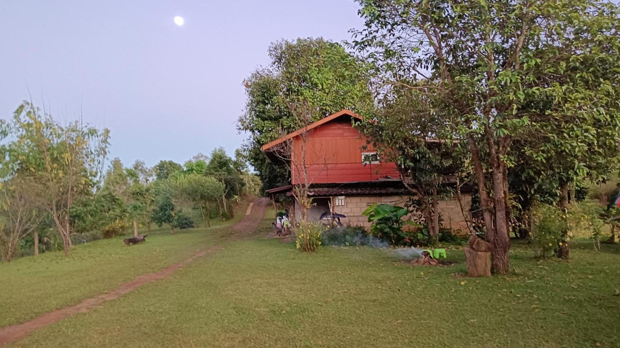 ไร่นิธิสุนทร Nithisoonthon Farmstay Mae Hong Son Exteriér fotografie